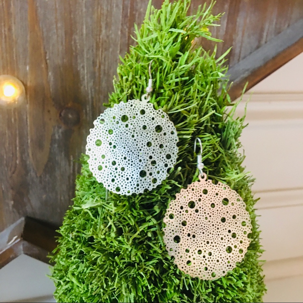 Thin Metal Disc Earrings